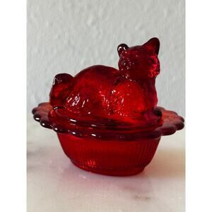 Mosser Glass Limited Edition Mini Cat on Nest